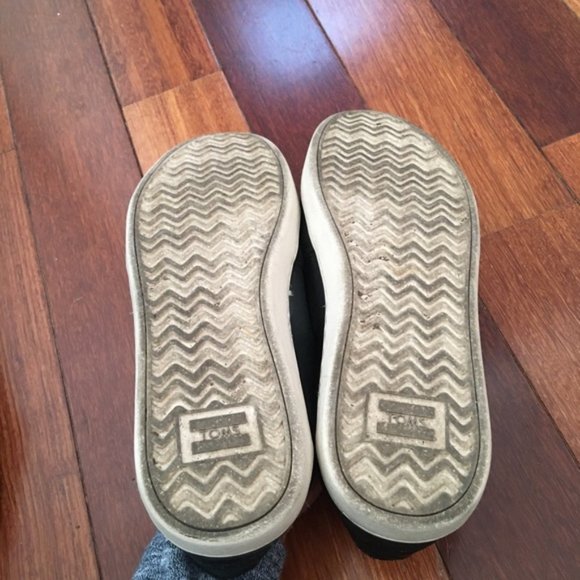 TOMS Deconstructed Leather Alpargata Shoes - Picture 6 of 6